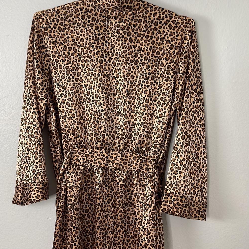 Morgan Taylor Intimates Satin Cheetah Print Robe - Picture 7 of 8